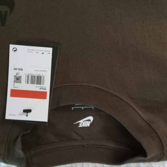 Brown Nike Long Sleeve T Shirt SZ L  "NOTHING BEATS THE CITY" - Picture 3 of 3